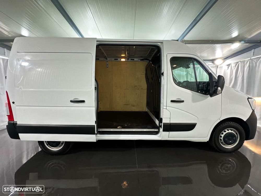 Renault Master L2H2 2.3 DCi 135cv Confort - 20