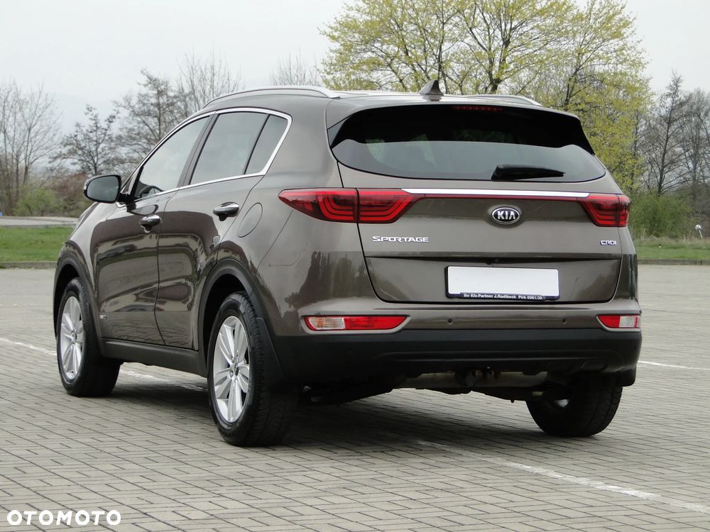 Kia Sportage 2,0 CRDI AWD Platinum - 10