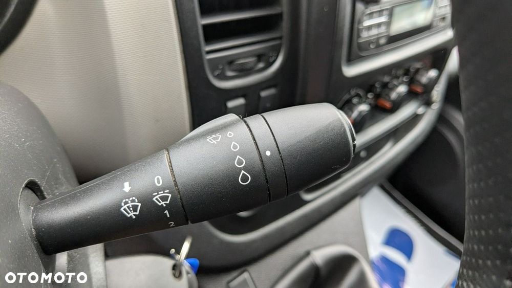 Renault Trafic - 29