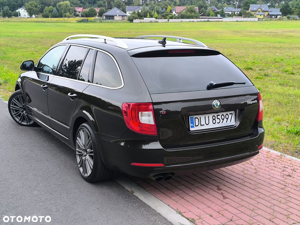 Skoda Superb 2.0 TDI Ambition DSG - 15