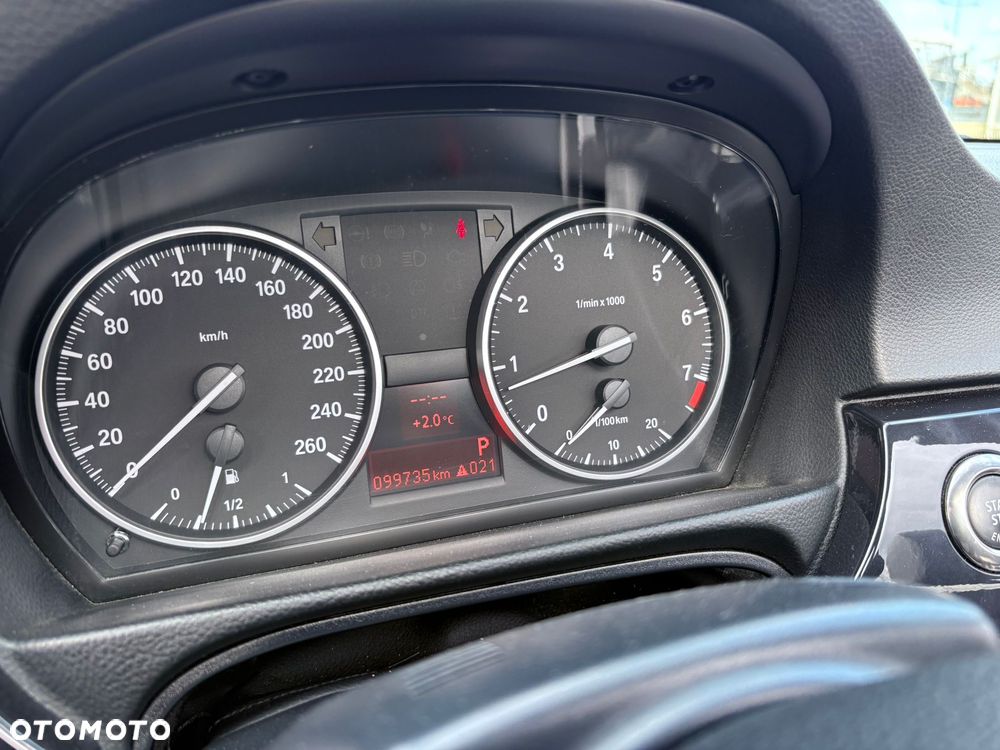 BMW Seria 3 320i Edition Exclusive - 8