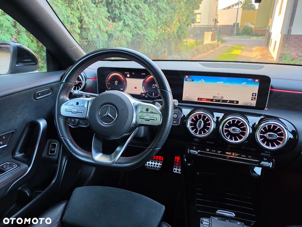 Mercedes-Benz CLA - 9
