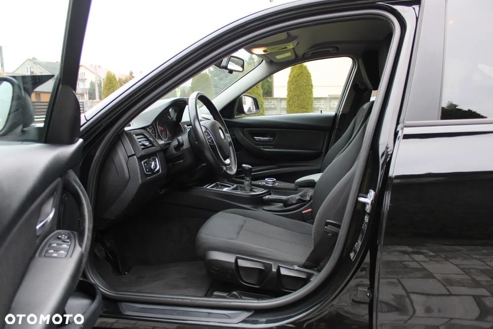 BMW Seria 3 - 6