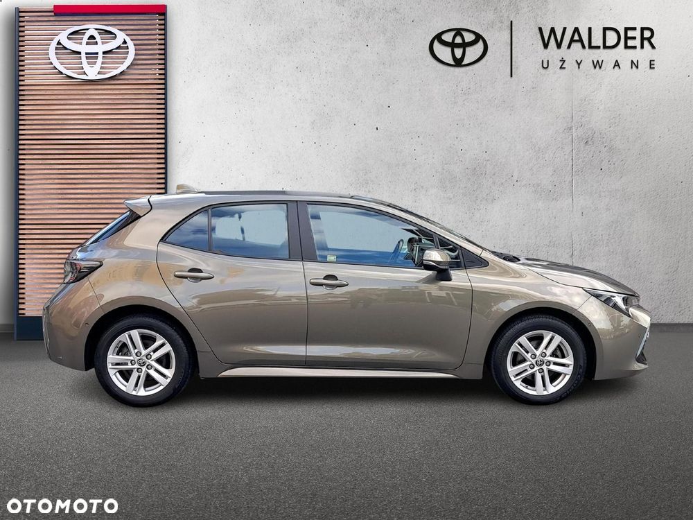 Toyota Corolla - 6