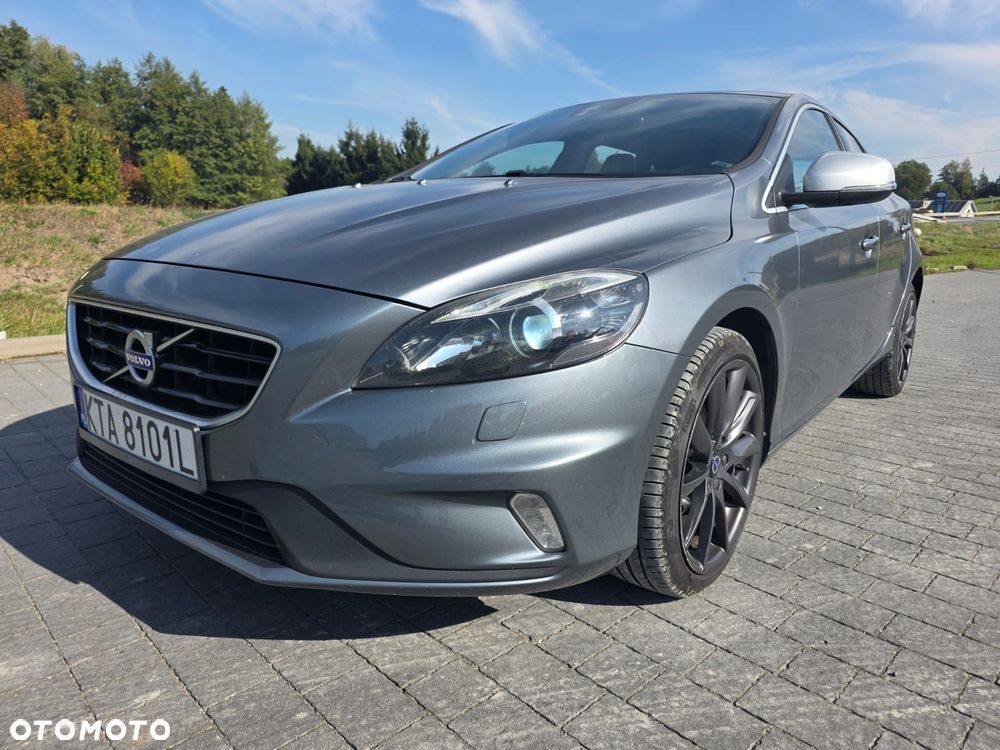 Volvo V40