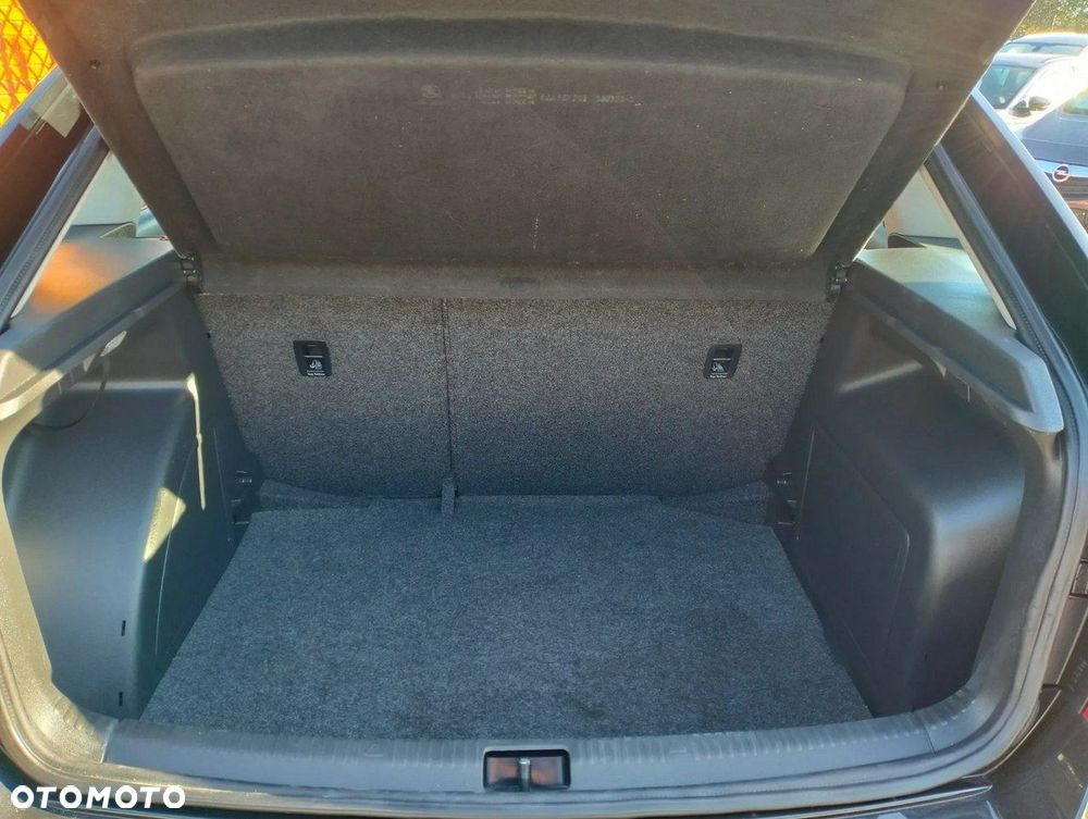 Skoda RAPID 1.2 Active - 27