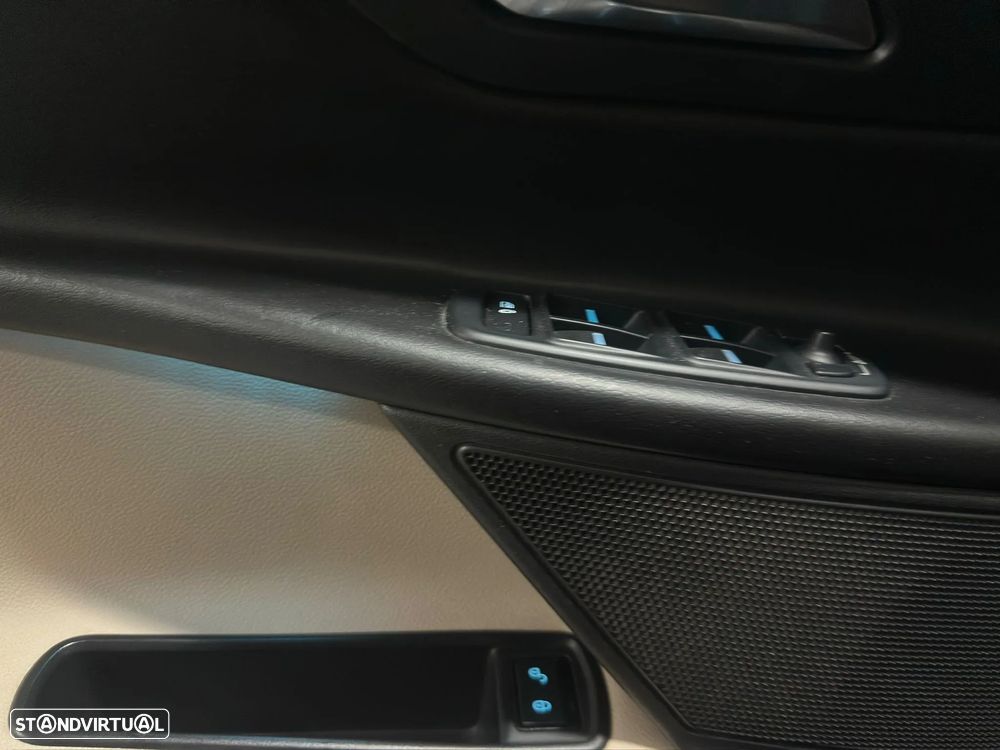 Jaguar XE 2.0 D Prestige Aut. - 14