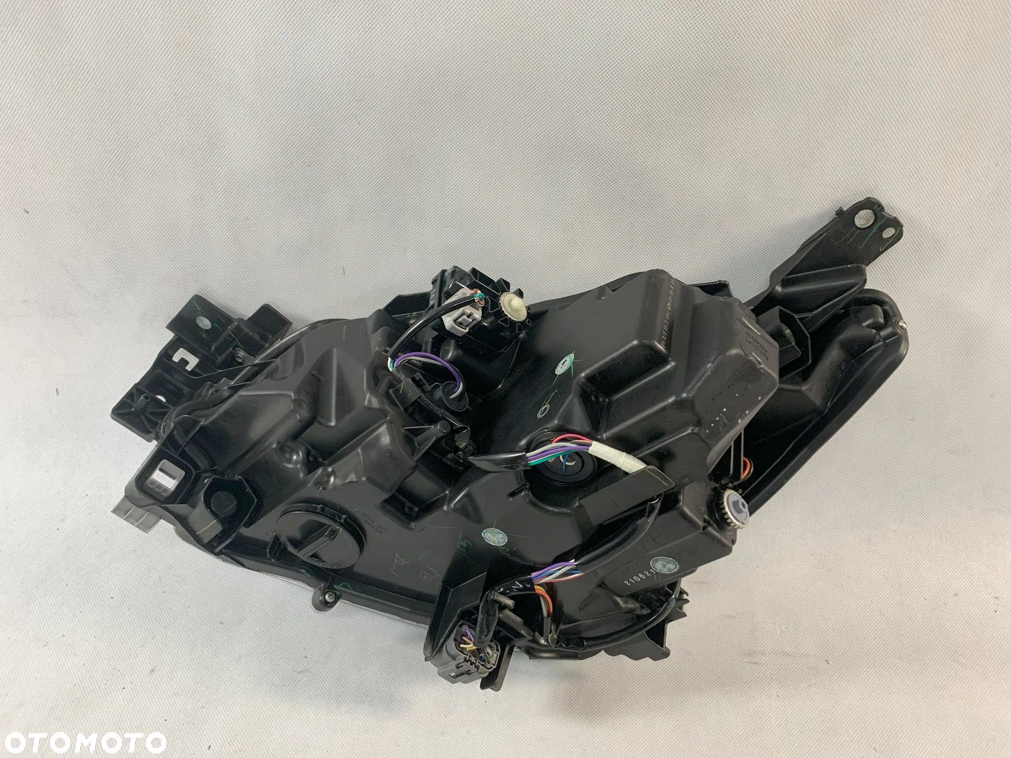Mazda II FL 19r Reflektor prawy lampa prawa fullled 2019 Lift - 3