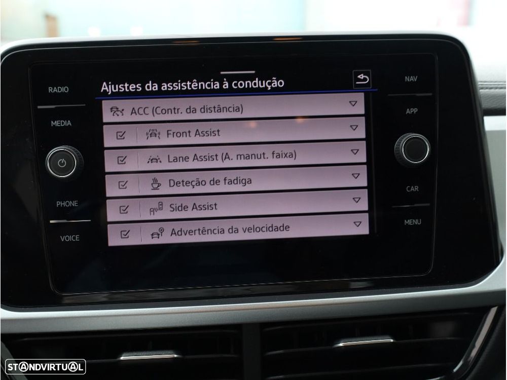 VW T-Roc 1.5 TSI Life DSG - 22