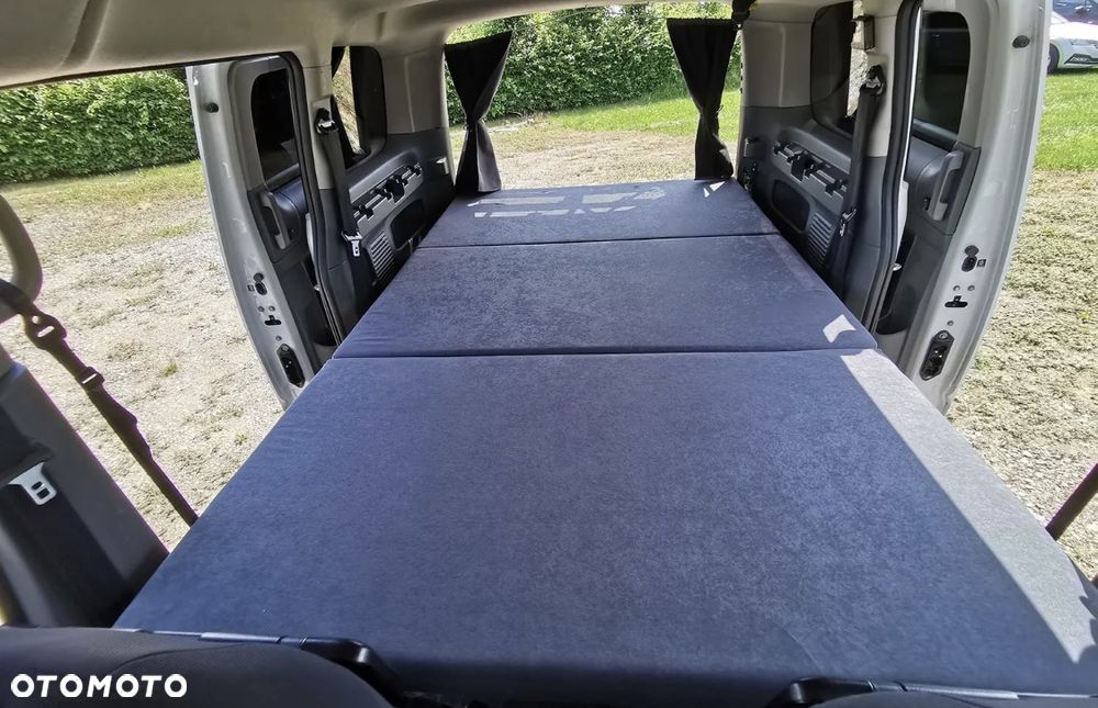 Nissan NV200 Evalia 1.5 Premium - 11