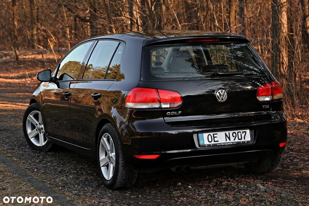 Volkswagen Golf 2.0 TDI DPF Comfortline - 11
