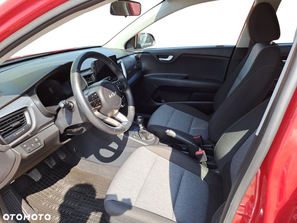 Kia Stonic 1.2 M - 13