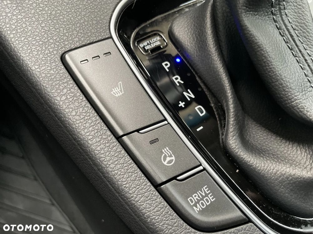 Hyundai i30 1.0 T-GDI Smart DCT - 24