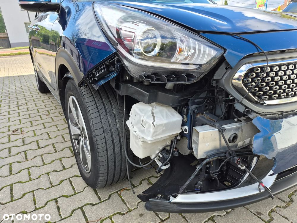 Kia Niro - 31