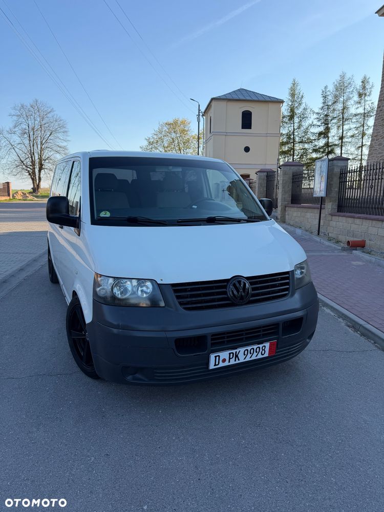 Volkswagen Transporter - 2