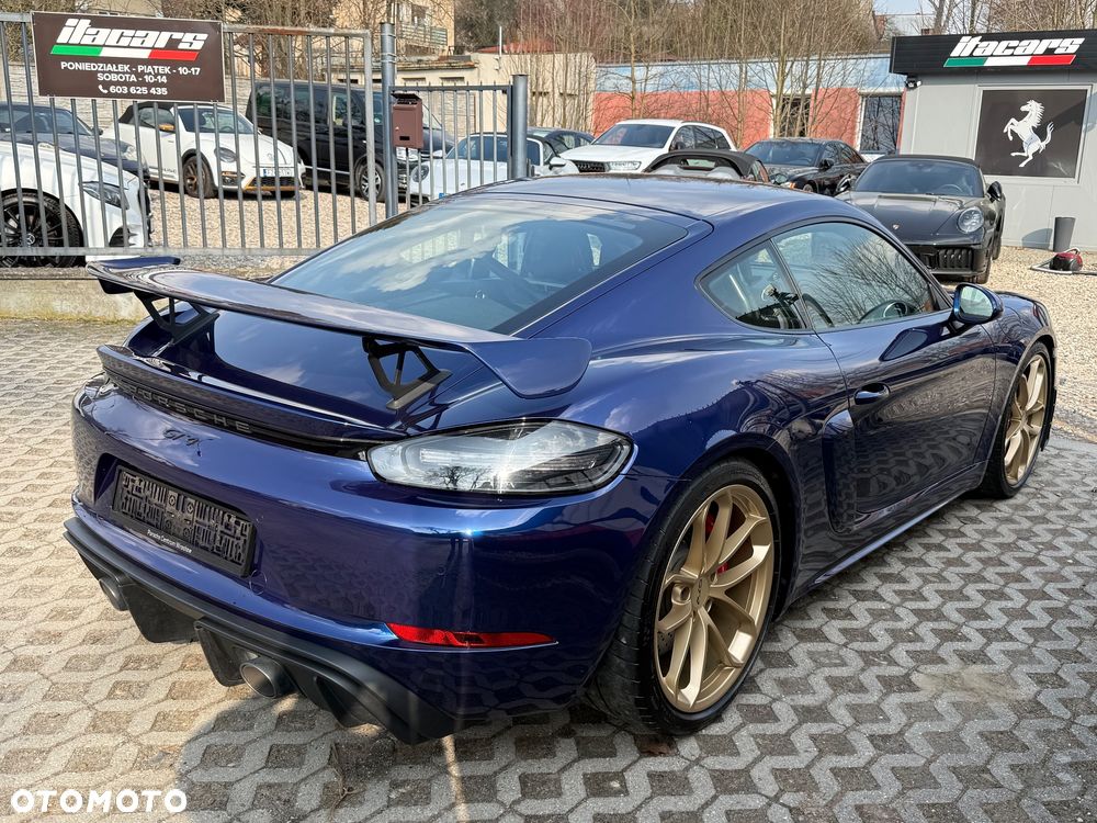 Porsche 718 Cayman GT4 PDK - 6