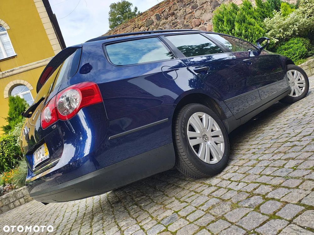 Volkswagen Passat 1.4 TSI BMT Comfortline - 18