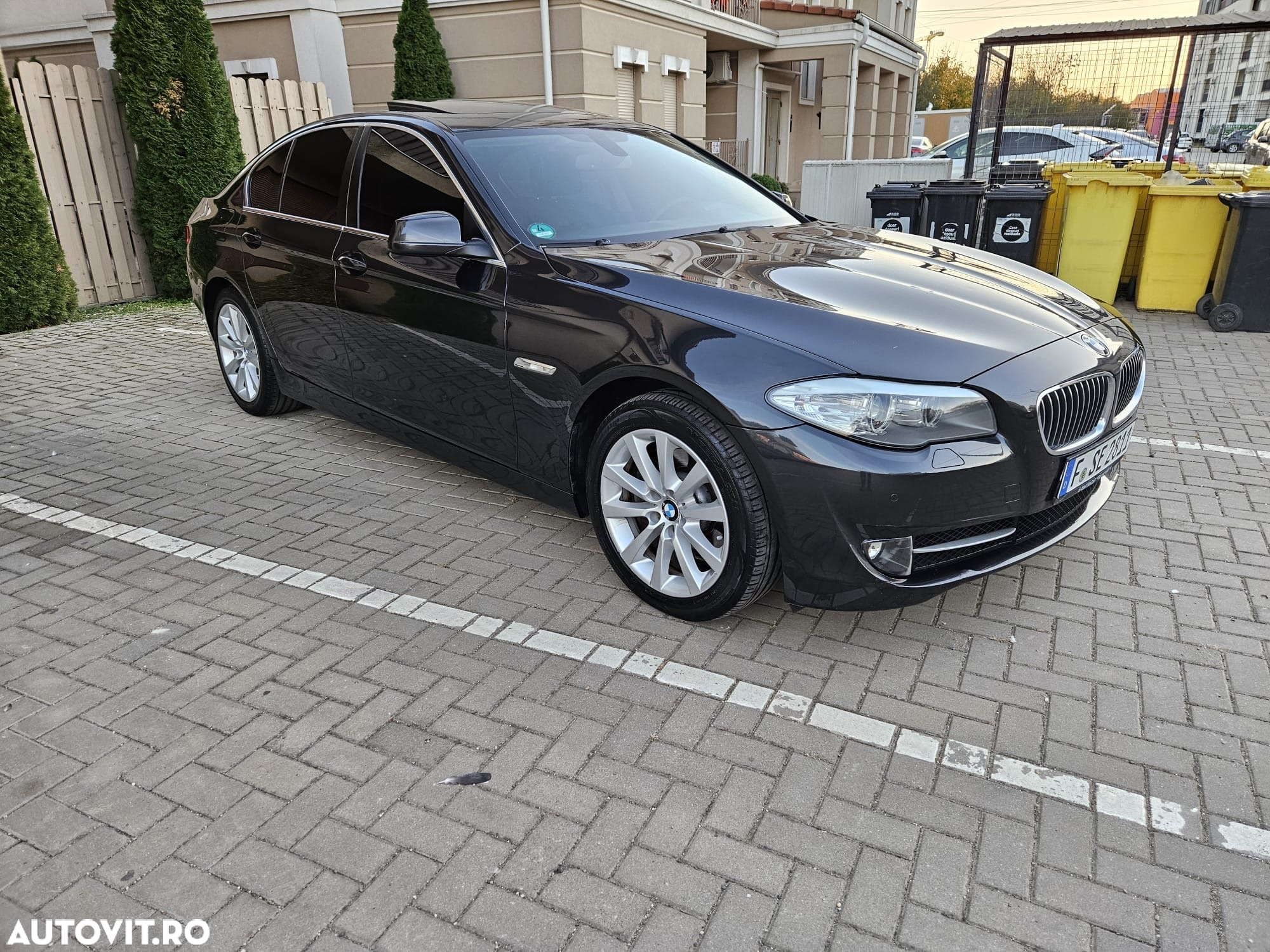 BMW Seria 5 520d Touring - 3