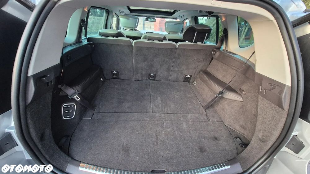 Renault Espace 1.6 dCi Energy Initiale Paris EDC 7os - 12