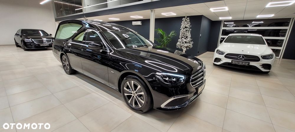 Mercedes-Benz Klasa E 200 d Exclusive - 1