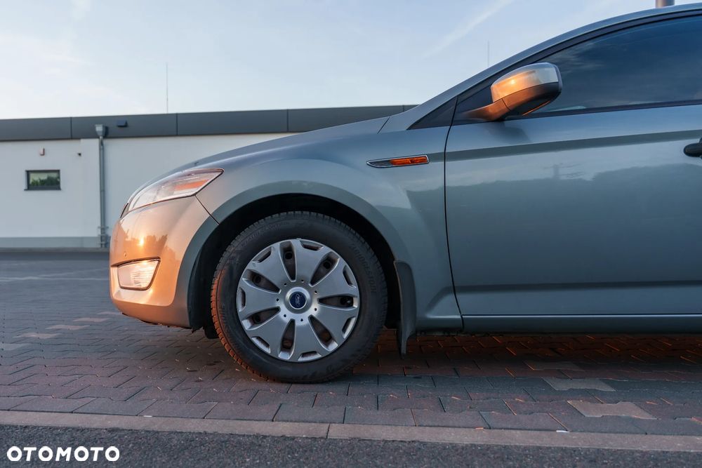 Ford Mondeo 1.8 TDCi Silver X - 11