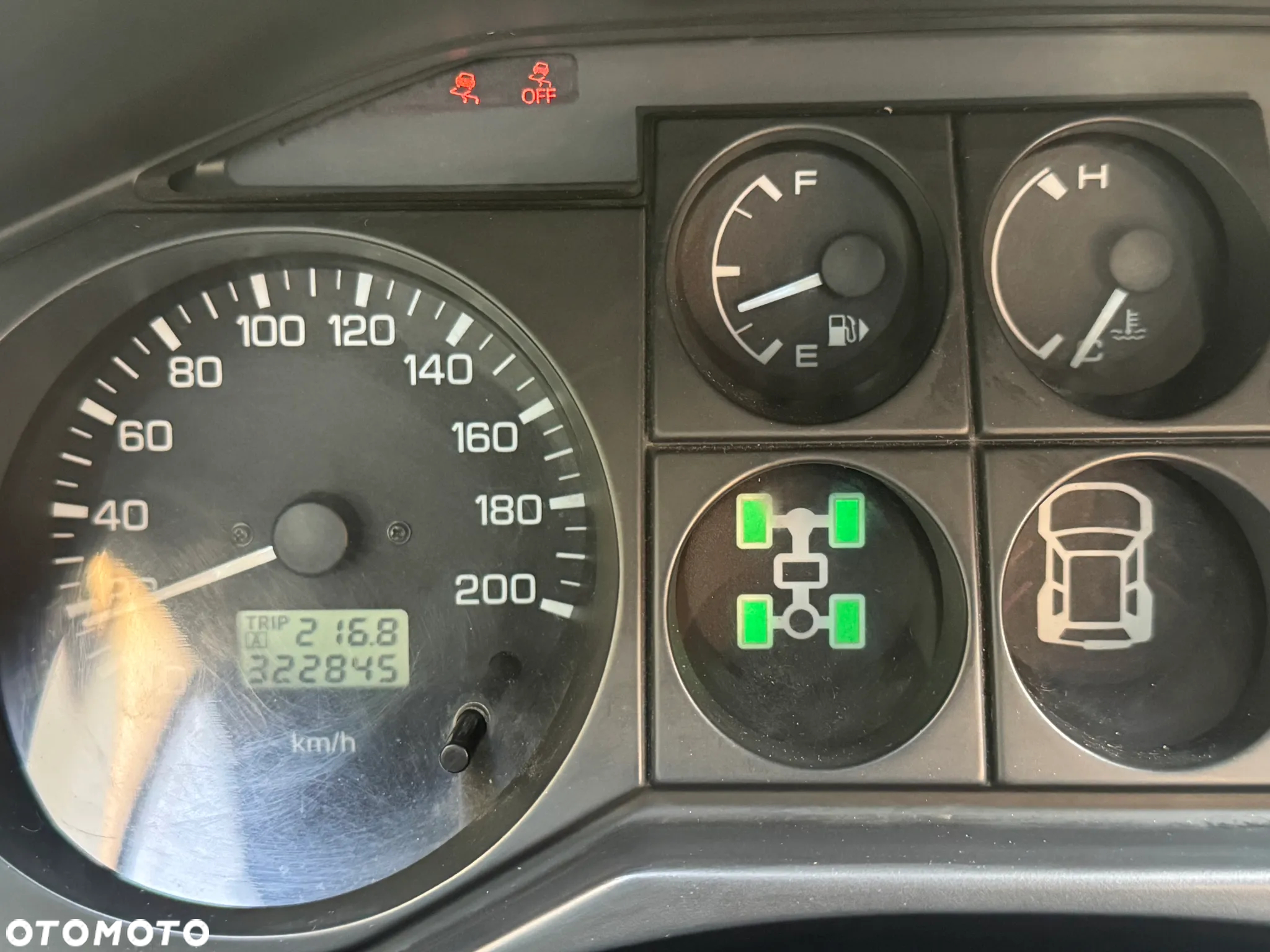 Mitsubishi Pajero - 8