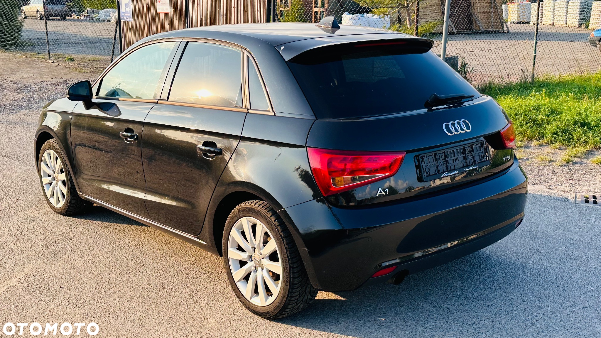 Audi A1 ver-1-2-tfsi-attraction - 7