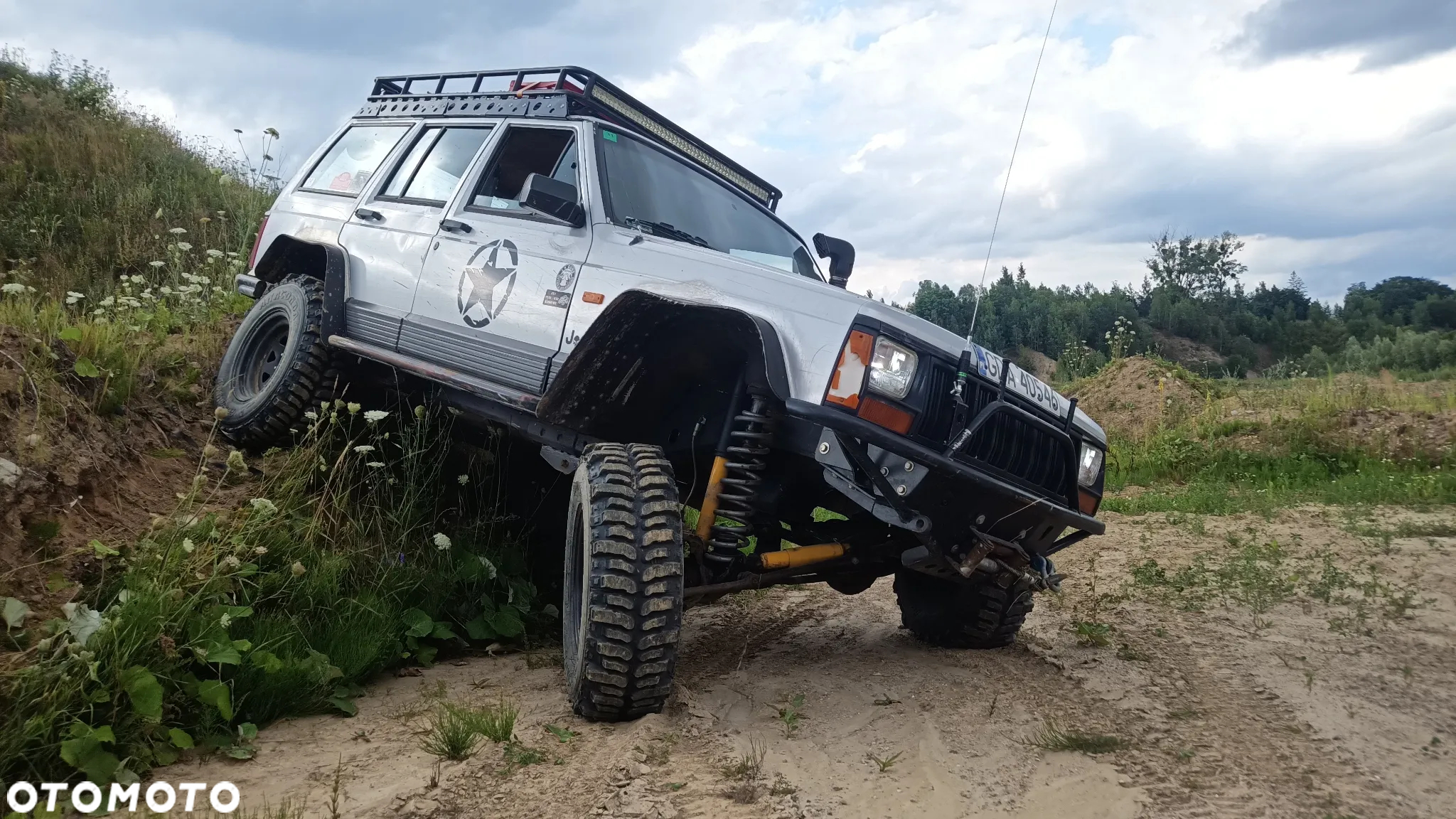 Jeep Cherokee 4.0 - 36