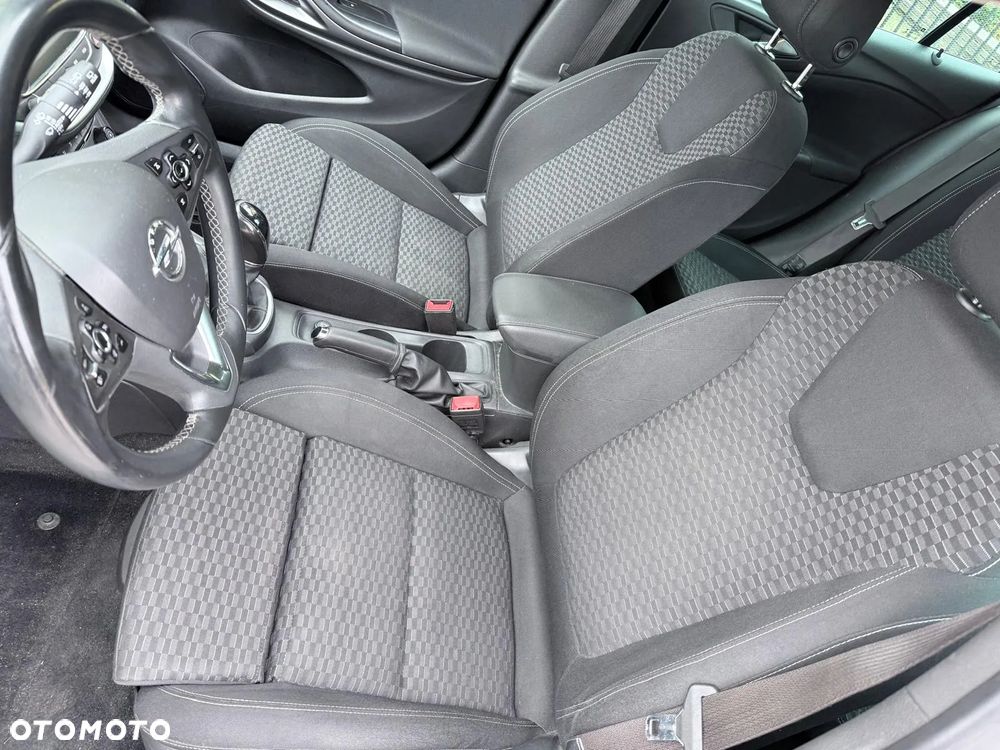Opel Astra 1.6 BiTrb D (CDTI) Start/Stop Sports Tourer Innovation - 6