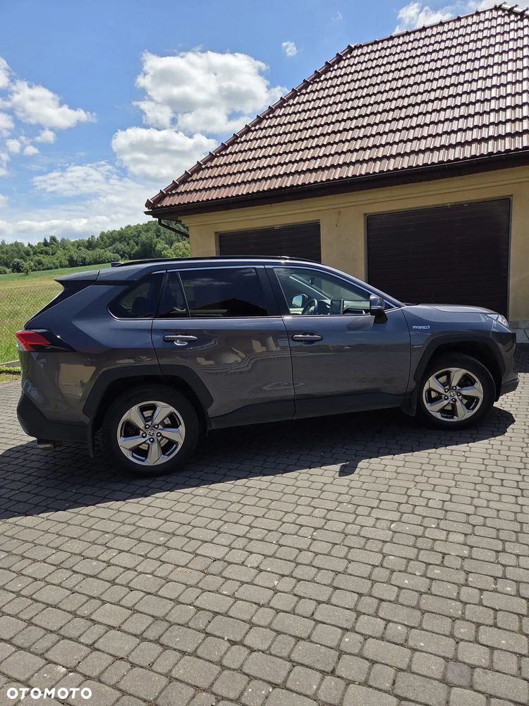 Toyota RAV4 - 16