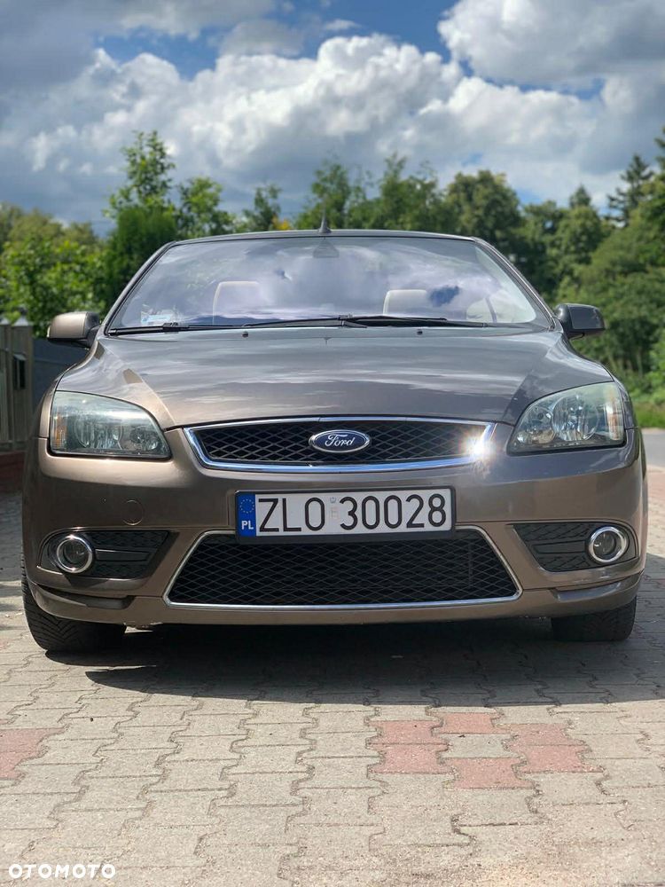 Ford Focus 2.0 TDCi DPF Titanium - 11