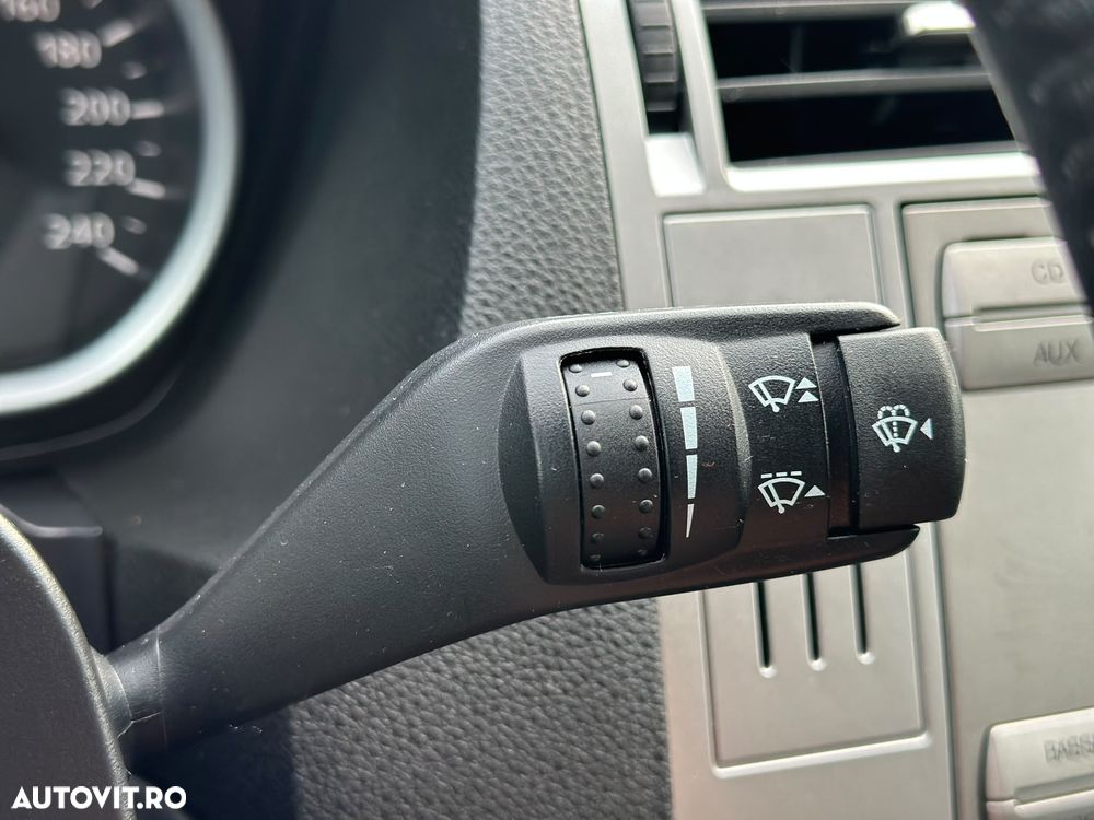 Ford Kuga 2.0 TDCi Trend - 12