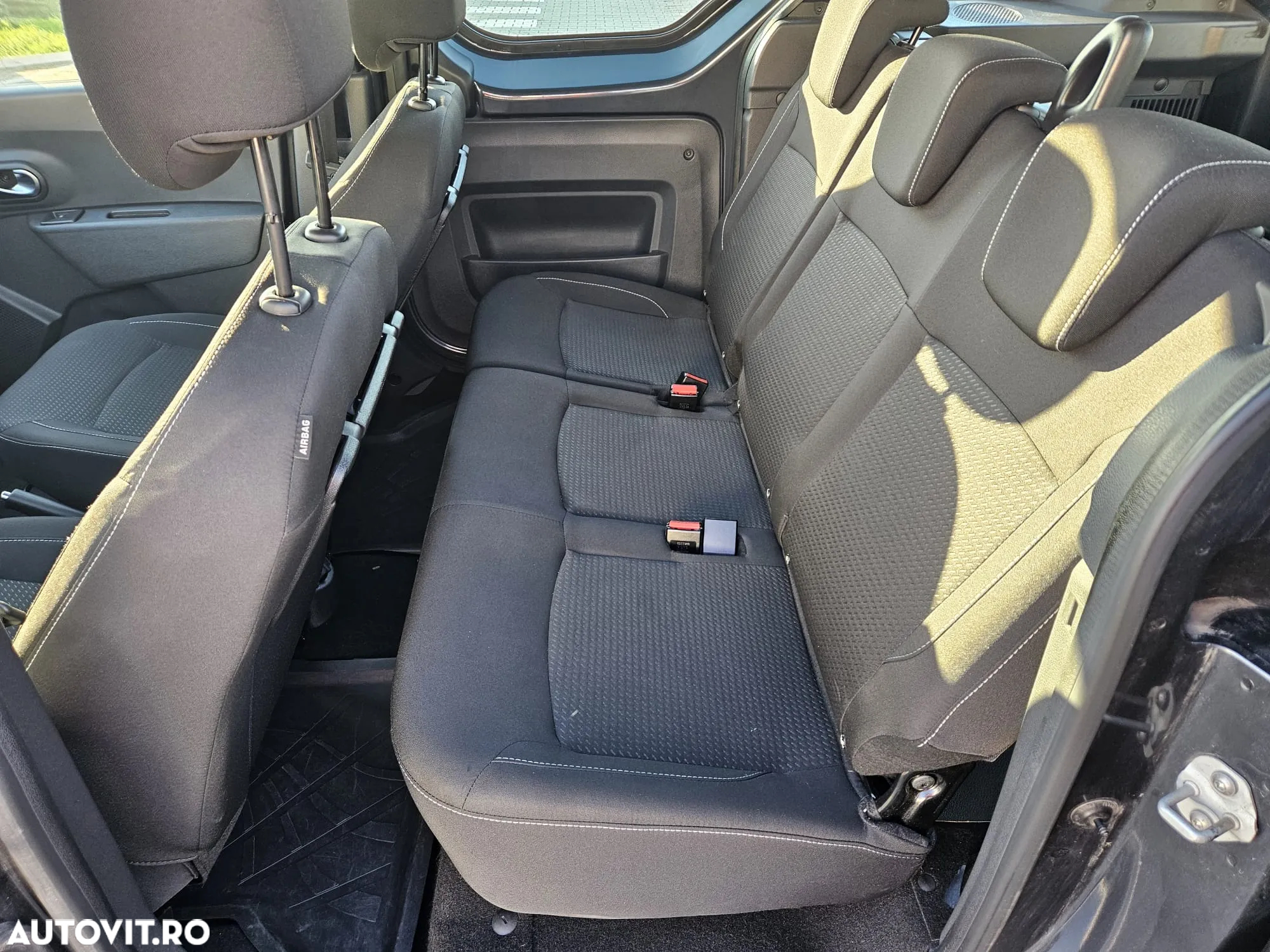 Dacia Dokker 1.5 Blue dCi Laureate - 8