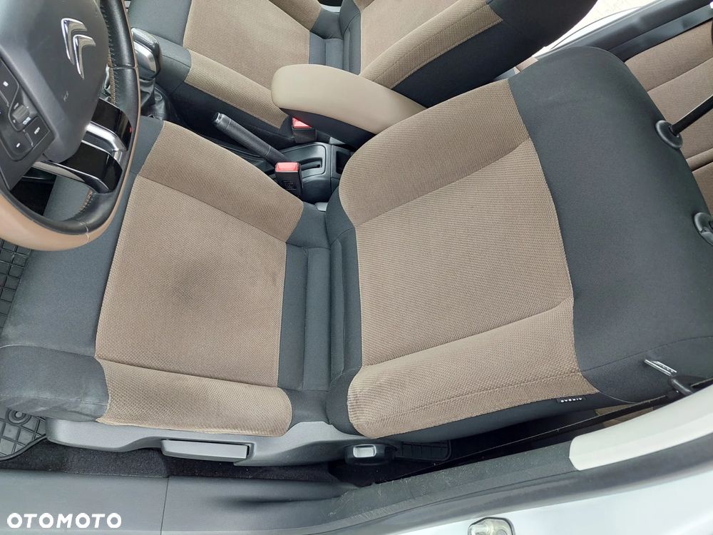 Citroën C4 Cactus 1.2 PureTech MoreLife - 22