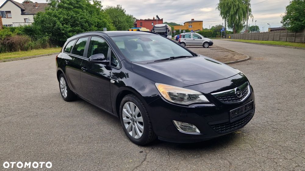 Opel Astra 1.7 CDTI DPF Cosmo - 2