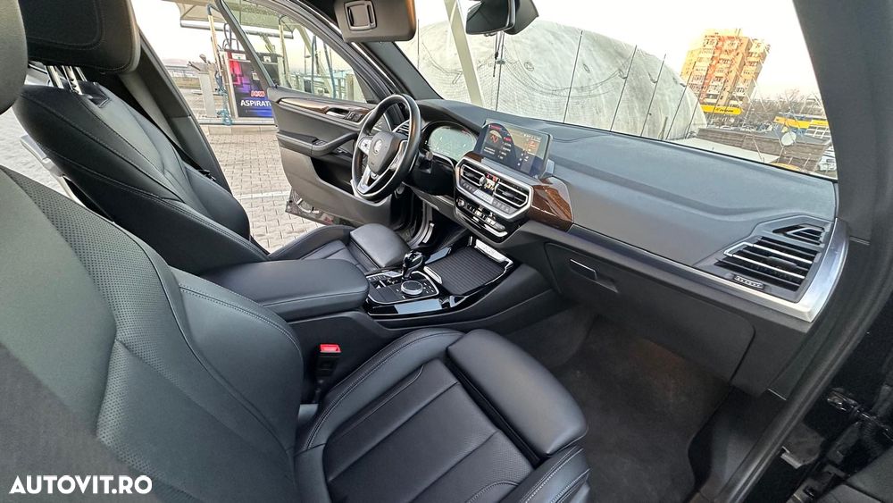 BMW X3 xDrive30i AT Luxury Line - 31