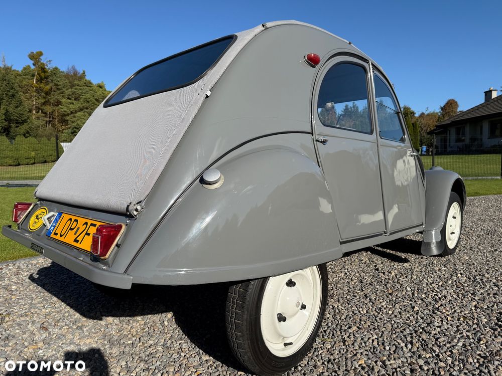 Citroën 2 CV - 14