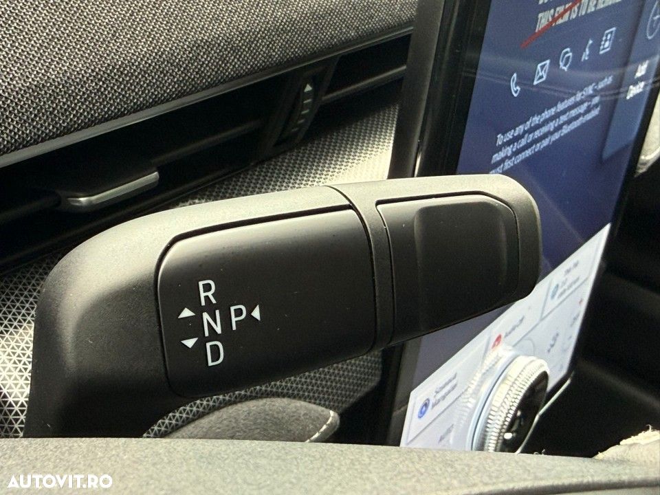 Ford Mustang Mach-E - 27