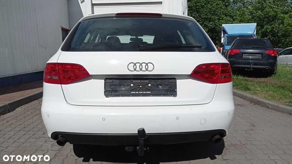 Audi A4 Avant 2.0 TFSI Attraction - 14