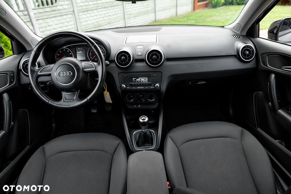 Audi A1 3-drzwiowe 1.2 TFSI S line edition - 16