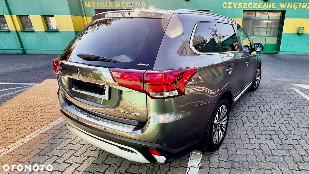 Mitsubishi Outlander 2.0 Intense + SDA 4WD CVT - 3