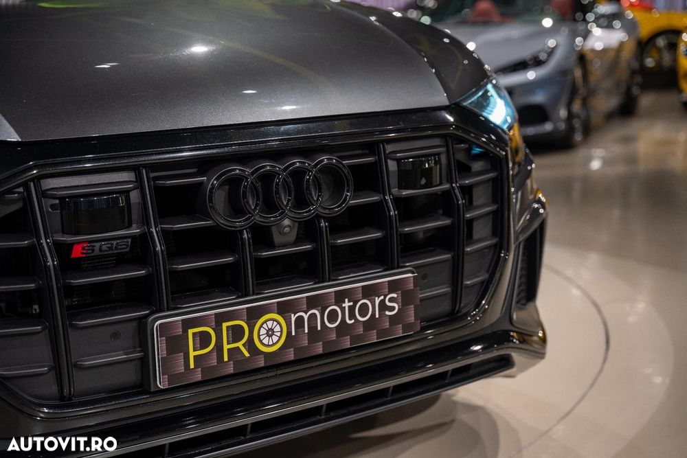 Audi SQ8 - 10