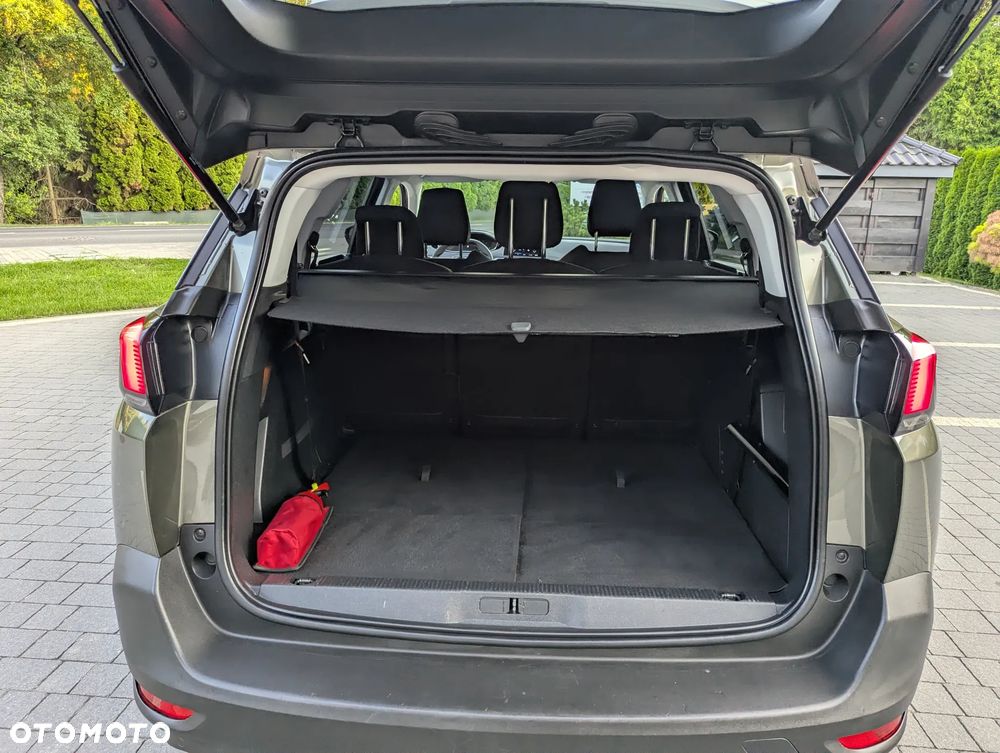 Peugeot 5008 1.5 BlueHDi Allure S&S - 6