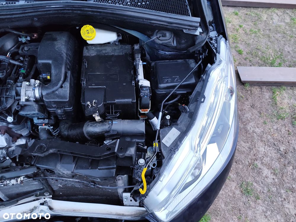 Peugeot 208 PureTech 82 Stop & Start Signature - 18