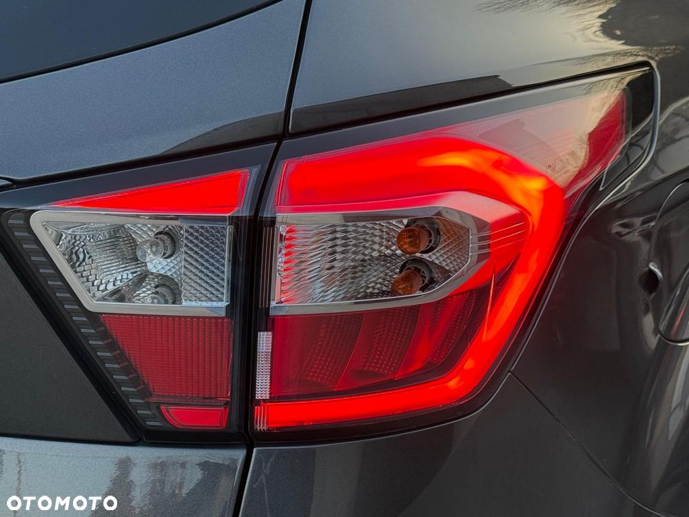 Ford Kuga 2.0 TDCi 4x4 ST-Line - 34