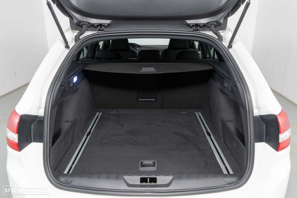 Peugeot 308 SW 1.5 BlueHDi GT Line - 13