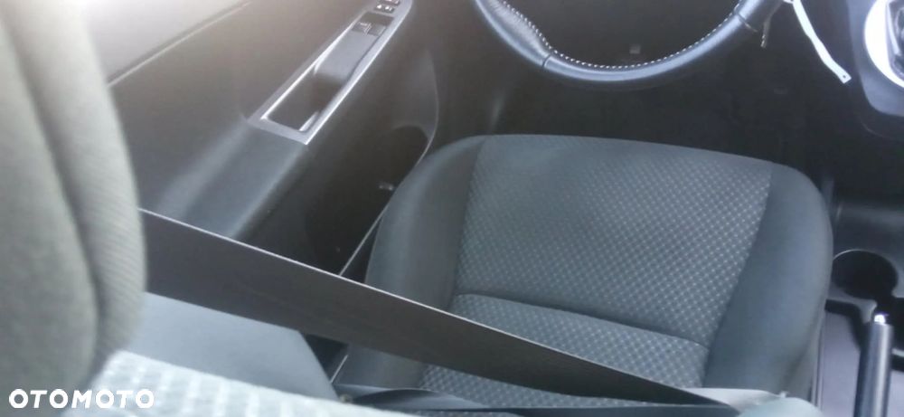 Toyota Verso S 1.33 Active - 21