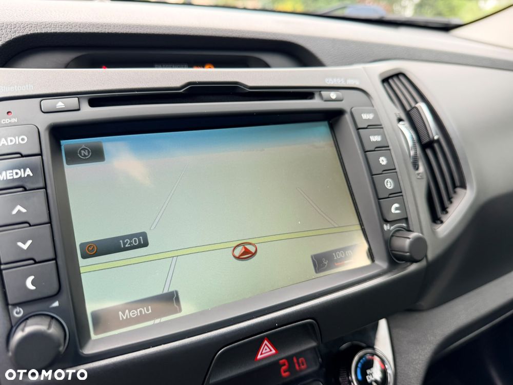 Kia Sportage 2.0 CVVT 4WD Vision - 23