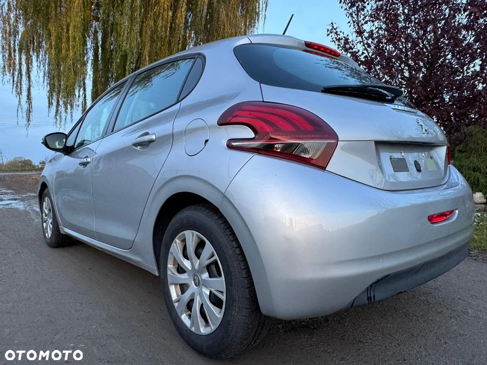 Peugeot 208 1.6 BlueHDi Active - 15