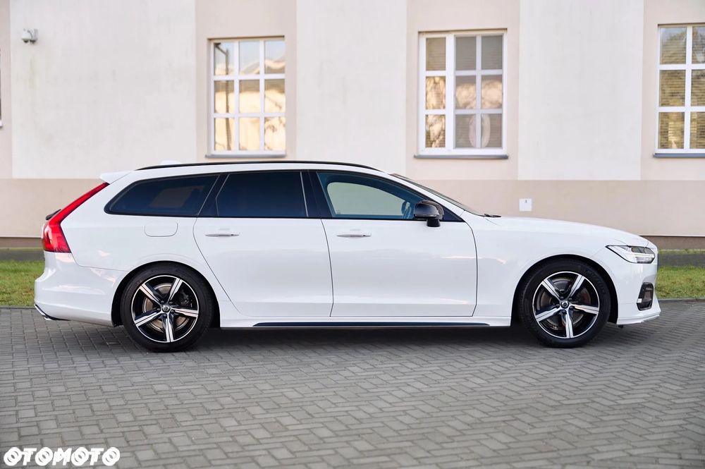 Volvo V90 T4 R-Design - 13